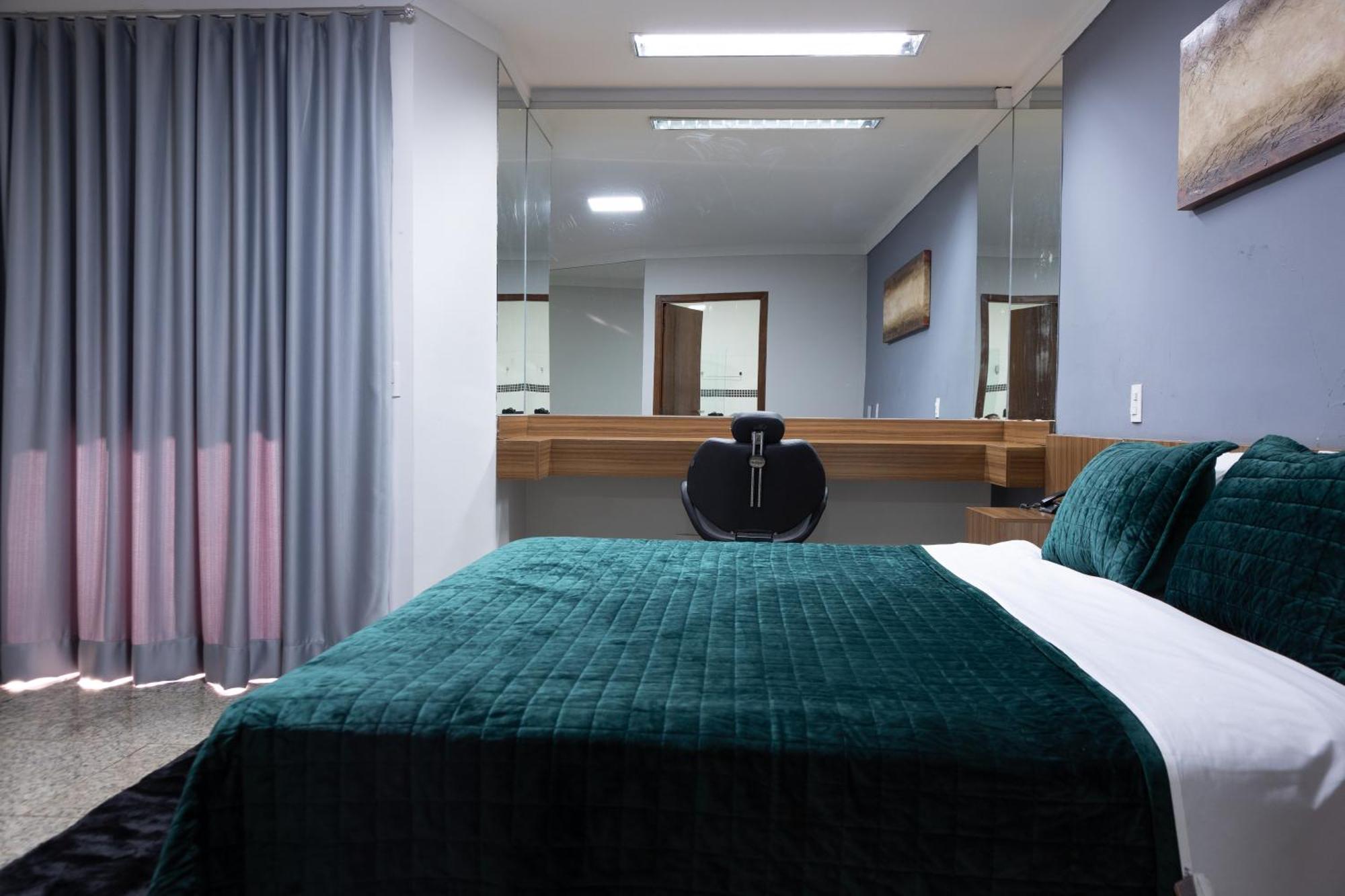 Bombonato Hotel - Facil Acesso Ao Aeroporto E Parque De Exposicoes Abcz Убераба Екстер'єр фото